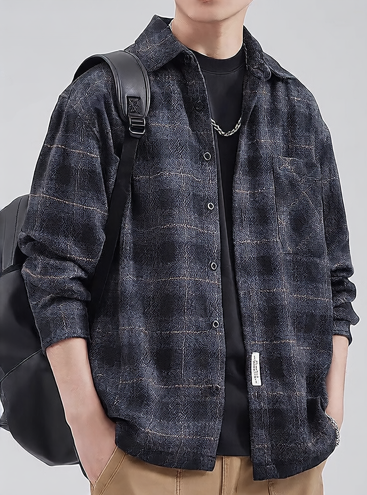 Plaid long-sleeved shirt